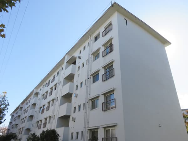 ガーデン山住宅団地 1