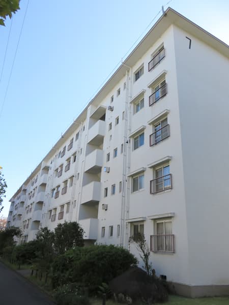 ガーデン山住宅団地 2