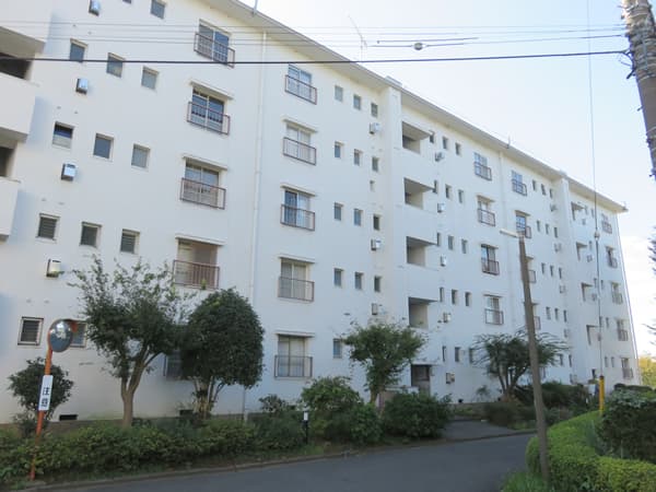 ガーデン山団地10号棟 3