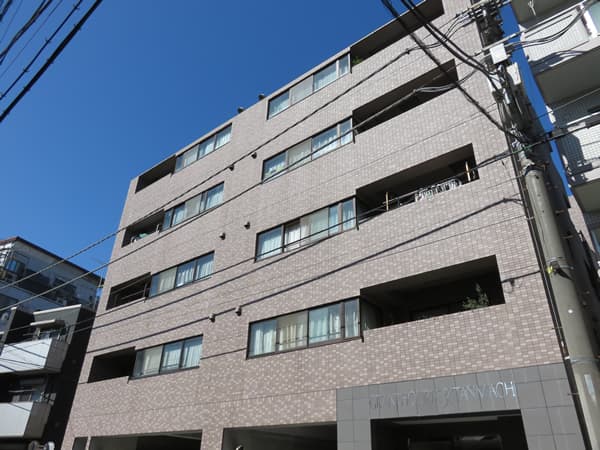 グランフォーリア横浜反町 1