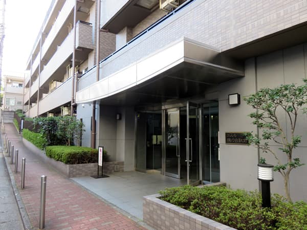 コスモ旗の台駅前 4