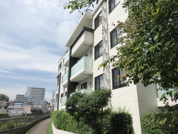 バースシティあざみ野 4