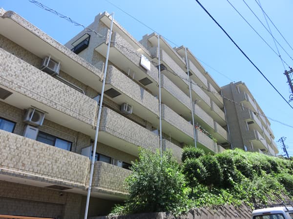 キャッスルマンションヨコハマ高島台 3