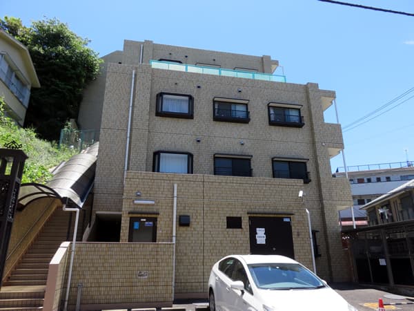 キャッスルマンションヨコハマ高島台 9