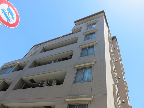 ヴェルビュ横浜反町 8