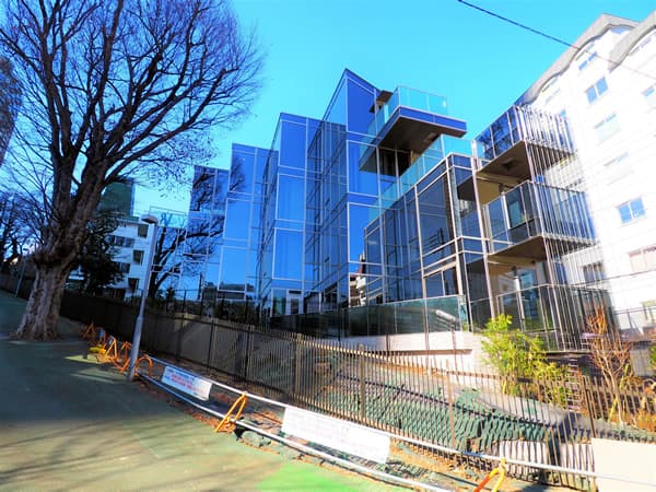 ロイヤルシーズン六本木檜町公園 1