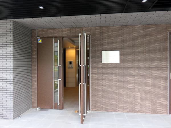 ジェノヴィア新横浜スカイガーデン 10