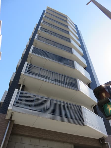 リブゼ横浜ヴェルデパセオ 4