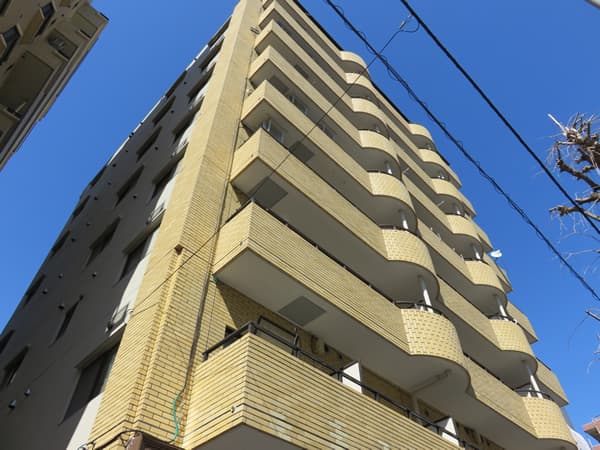 ニューライフ横浜大通り公園 1