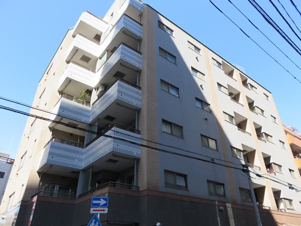 リブゼ横浜ルーアクララ 1