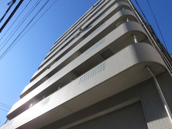 ファーストクラス伊勢佐木町 1