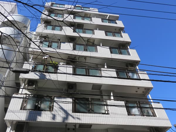 スカイコート横浜真金町 1