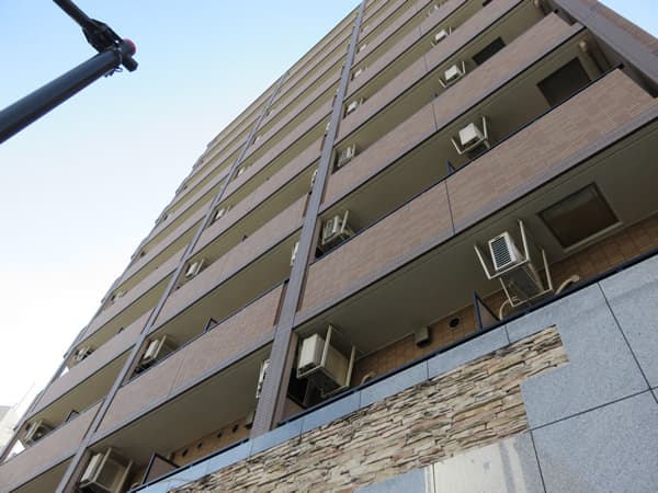 グランドガーラ横浜伊勢佐木町 1