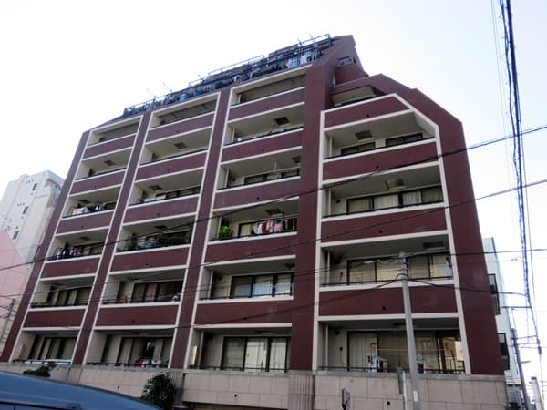 リベラル伊勢佐木町 1