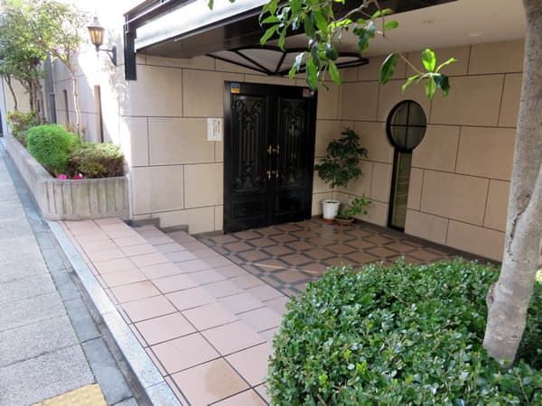 リベラル伊勢佐木町 6