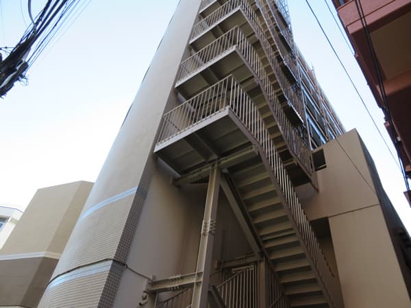 伊勢佐木クイントパラディオ 6