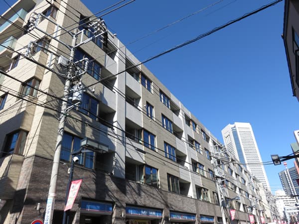 パークリュクス初台 1