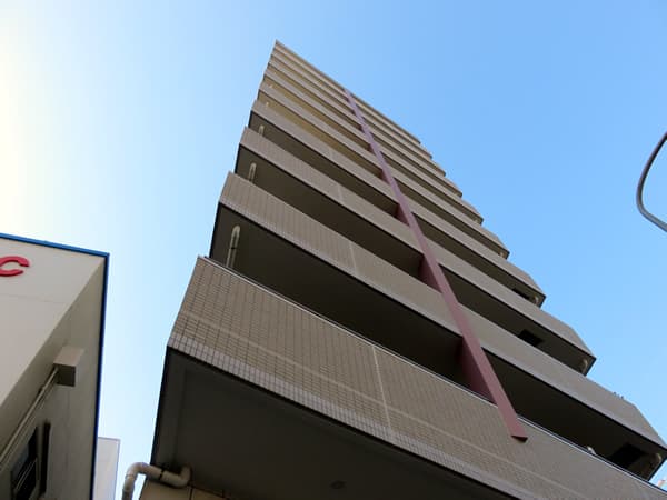 センチュリー新横浜いちょう通り 3