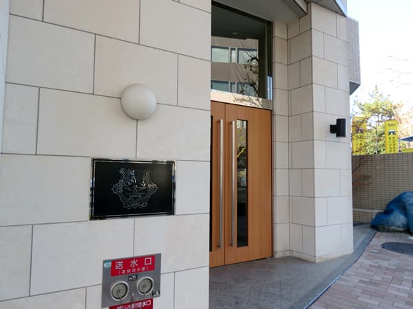 センチュリー新横浜いちょう通り 14