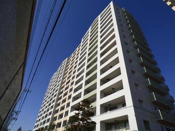 ガーデンセシア参番館 2