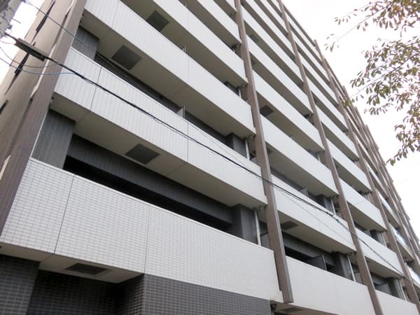 ラグジュアリーアパートメント横浜黄金町 1