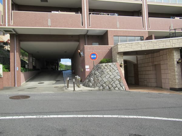 ライオンズグローベル逗子の丘 3