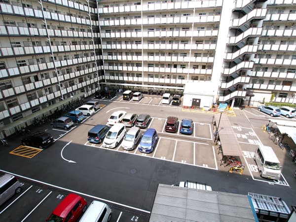 秀和めじろ台レジデンス 2