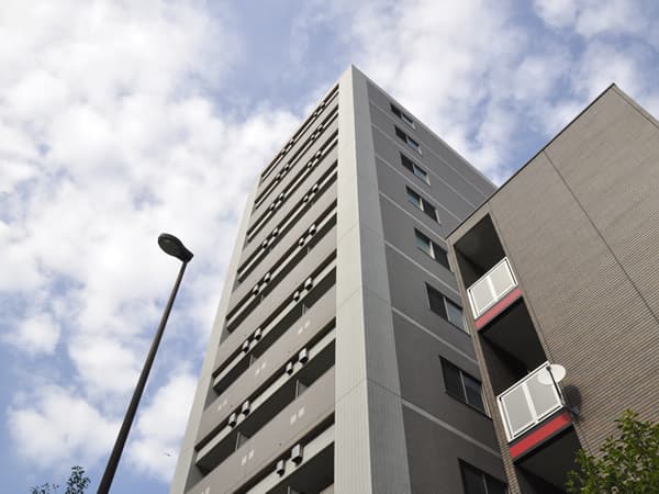 レグラス横浜ポートサイド 1