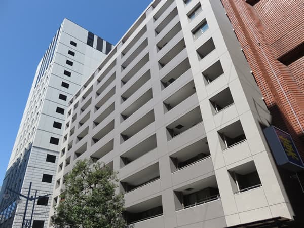 ライオンズステージ関内メダリオン 3