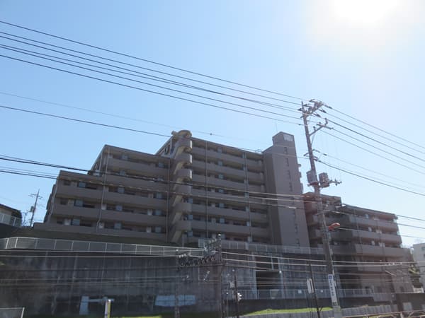 ライオンズヒルズ読売ランド 1