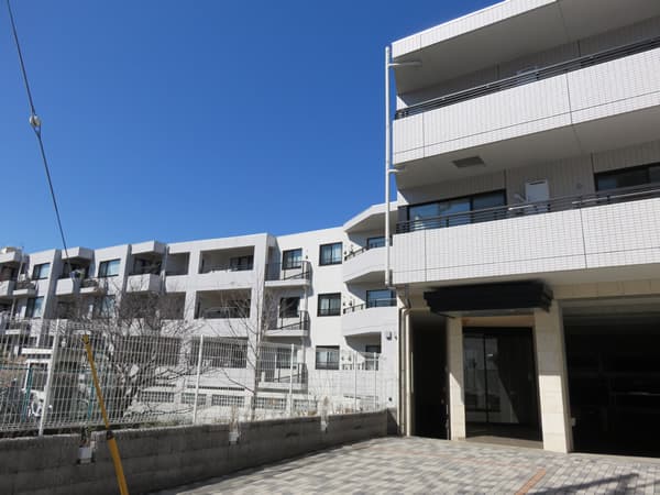 プレシス読売ランド 4