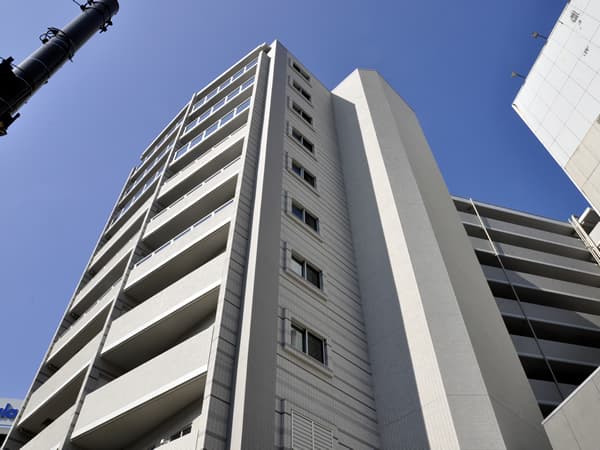 ライオンズ横濱マークレジデンス 1