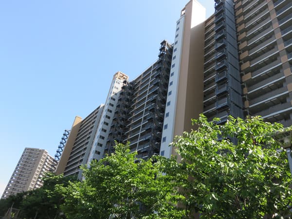 プライヴブルー東京 4