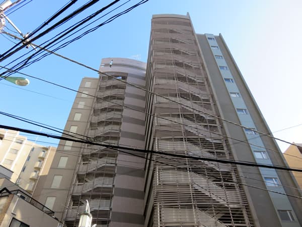 ディアナガーデン恵比寿 1