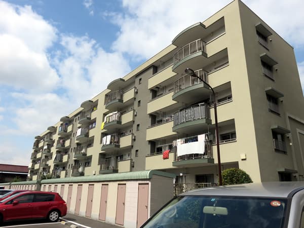 相模台ハイツD棟 1