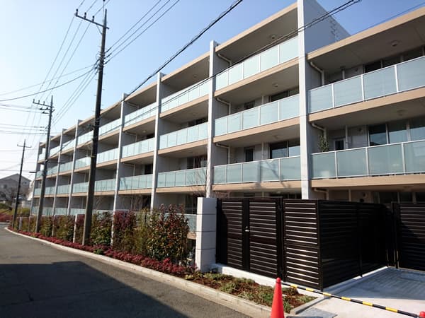 アデニウムたまプラーザ 2