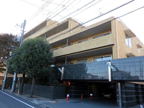 インディペンデンスヴィレッジ成城西 1