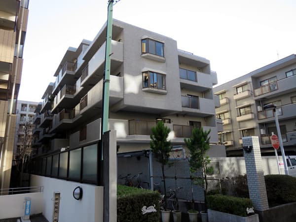 グローリア初穂喜多見 1