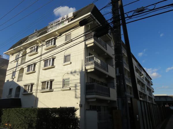 豊栄喜多見マンション 1