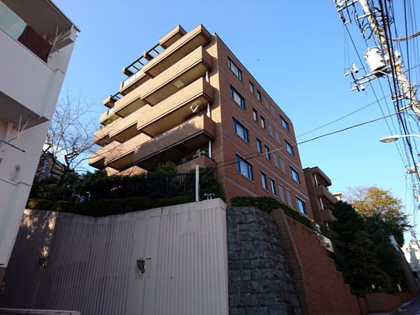 ディアナガーデン麻布 1