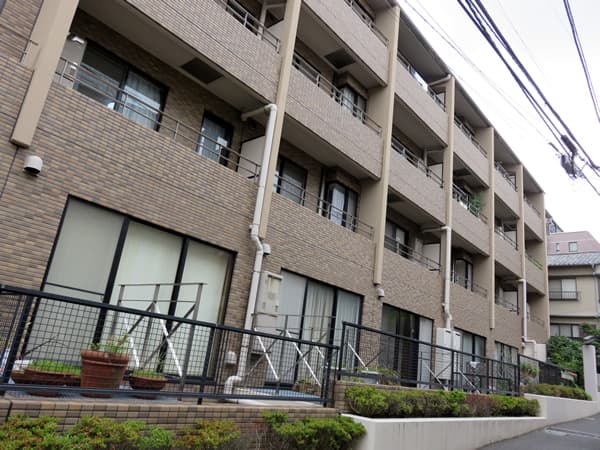 ルフェール南青山 1