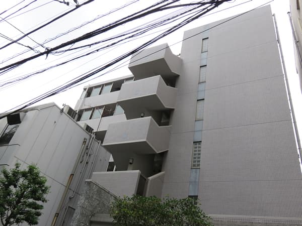 プリヴェール南青山 4