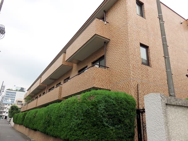 トーカンマンション南青山 1