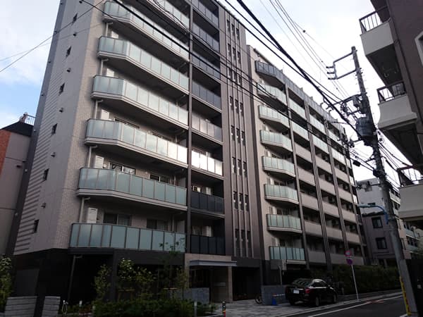 スカイコートヒルズ北新宿 1