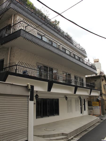 秀和狸穴レジデンス 4