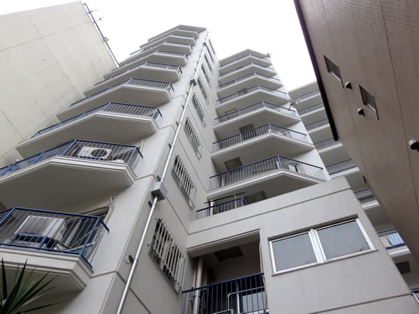 クレール六本木 1