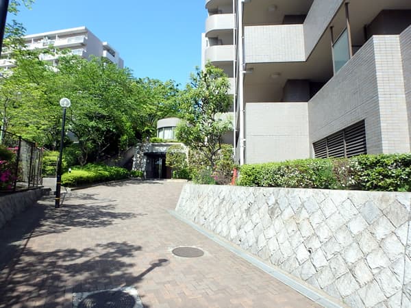 プランヴェール多摩川南久地の丘 3