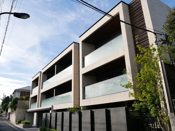 パークナード目白御留山 1