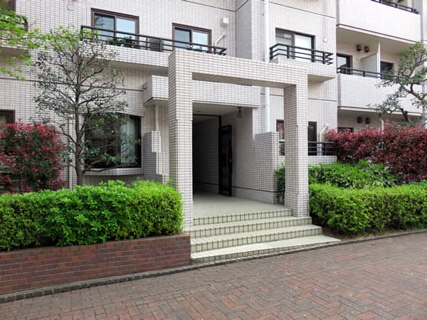 ロビーシティ相模大野5番街15号棟 8