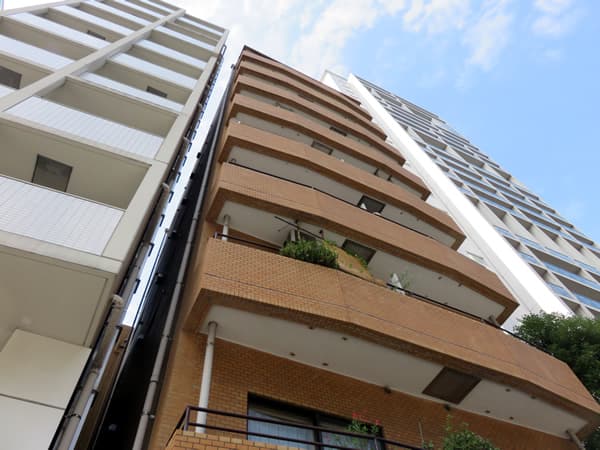 ライオンズマンション麻布十番コート 1